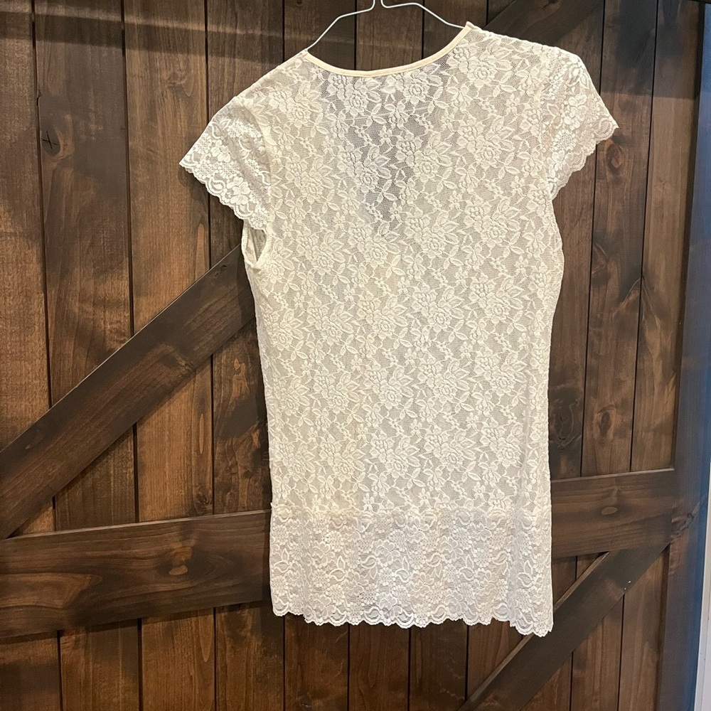 CAbi Cream Lace V-Neck Top - Picture 4 of 4